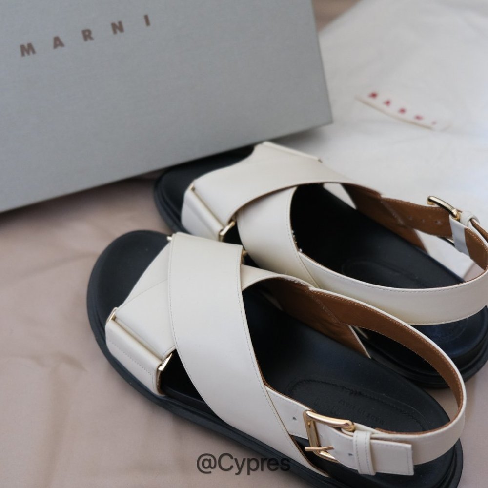 Marni Fussbet criss-cross sandals